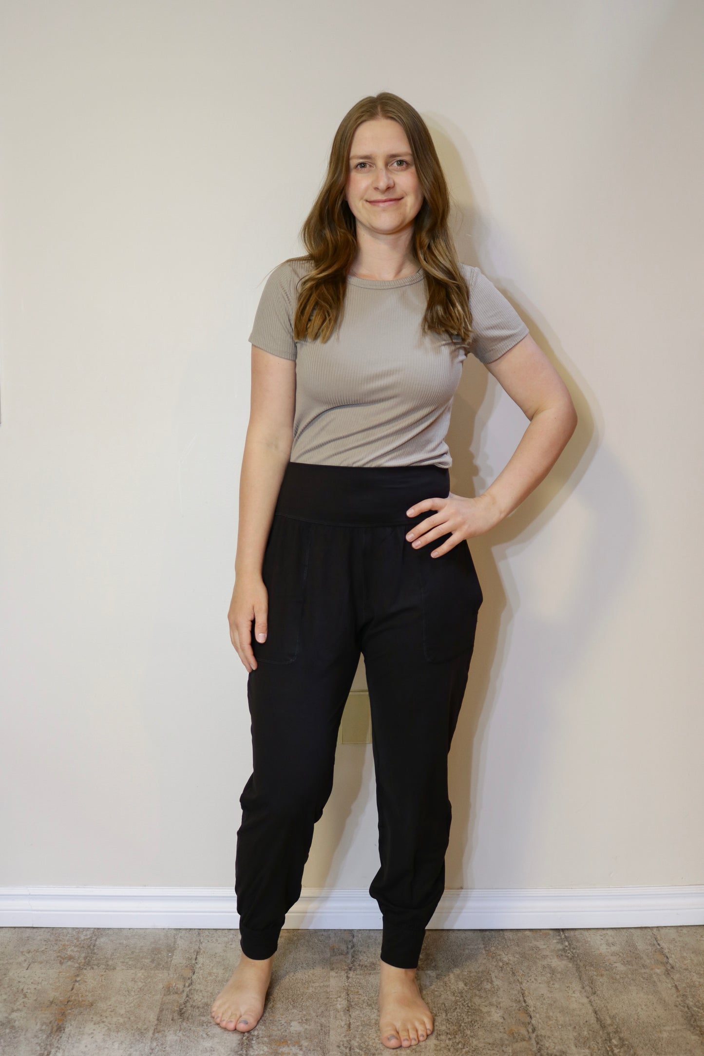 Butter Yoga Jogger - Black - S-L