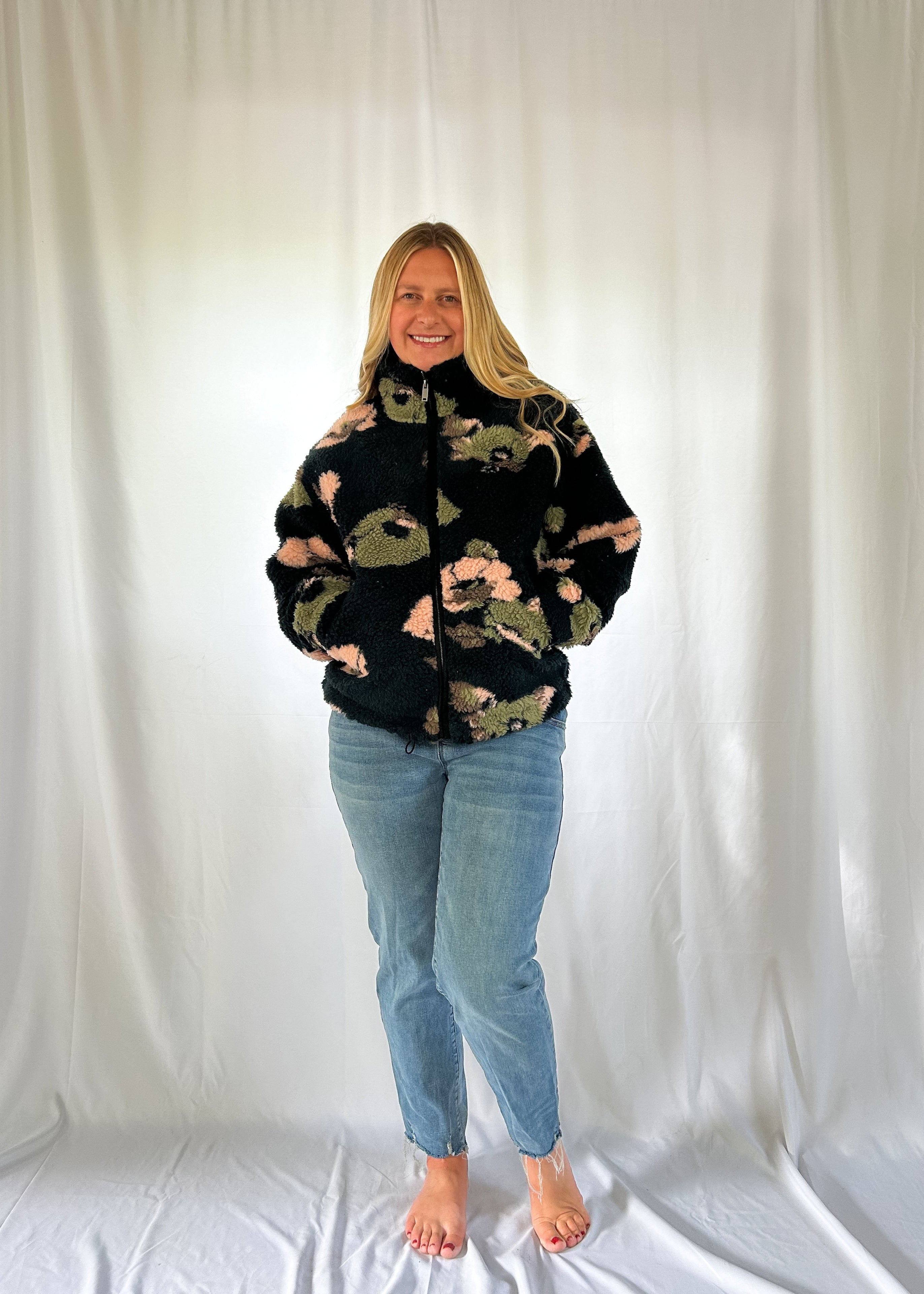 RD Style the Whistler Sherpa - Black (XS-L)