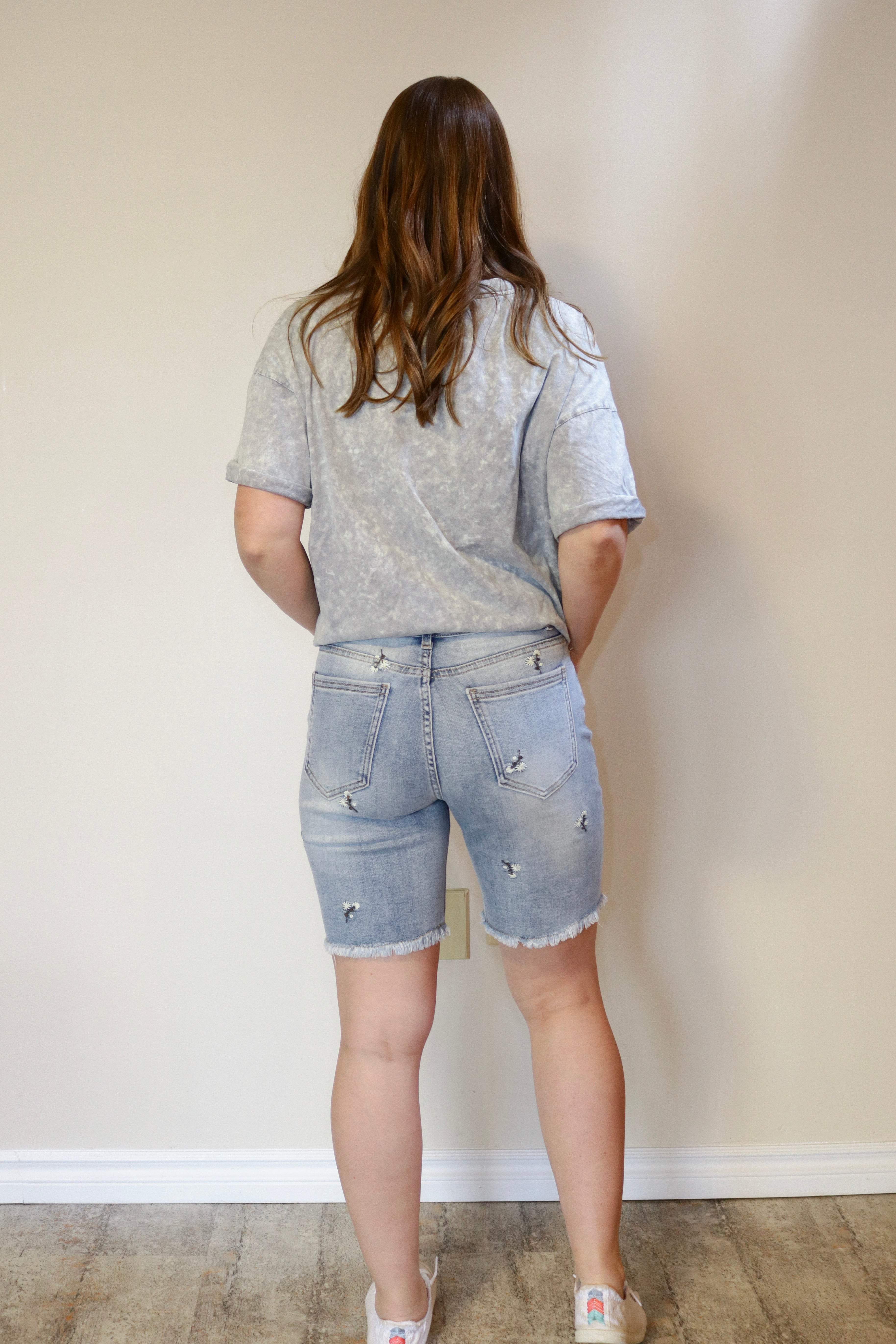 Embroidered Bermuda Short S-XL