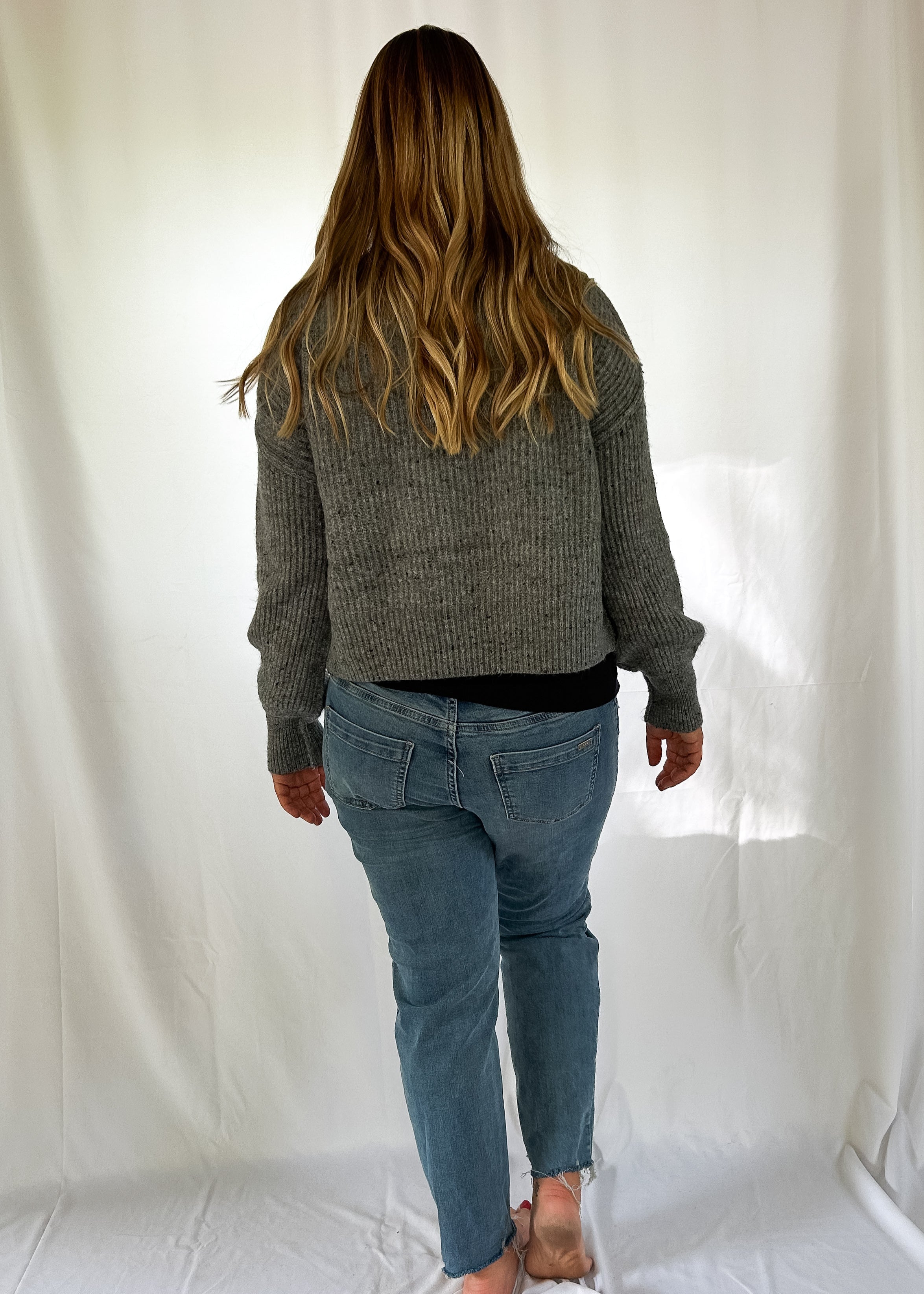 RD Style Sumire Crew Neck- Grey (XS-L)